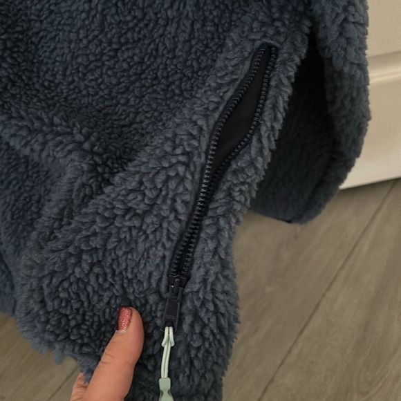 Bigfoot Sherpa Levi jacket size small - Picture 8 of 9